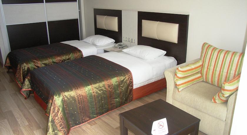 Royal Palace Kusadasi Hotel Εξωτερικό φωτογραφία