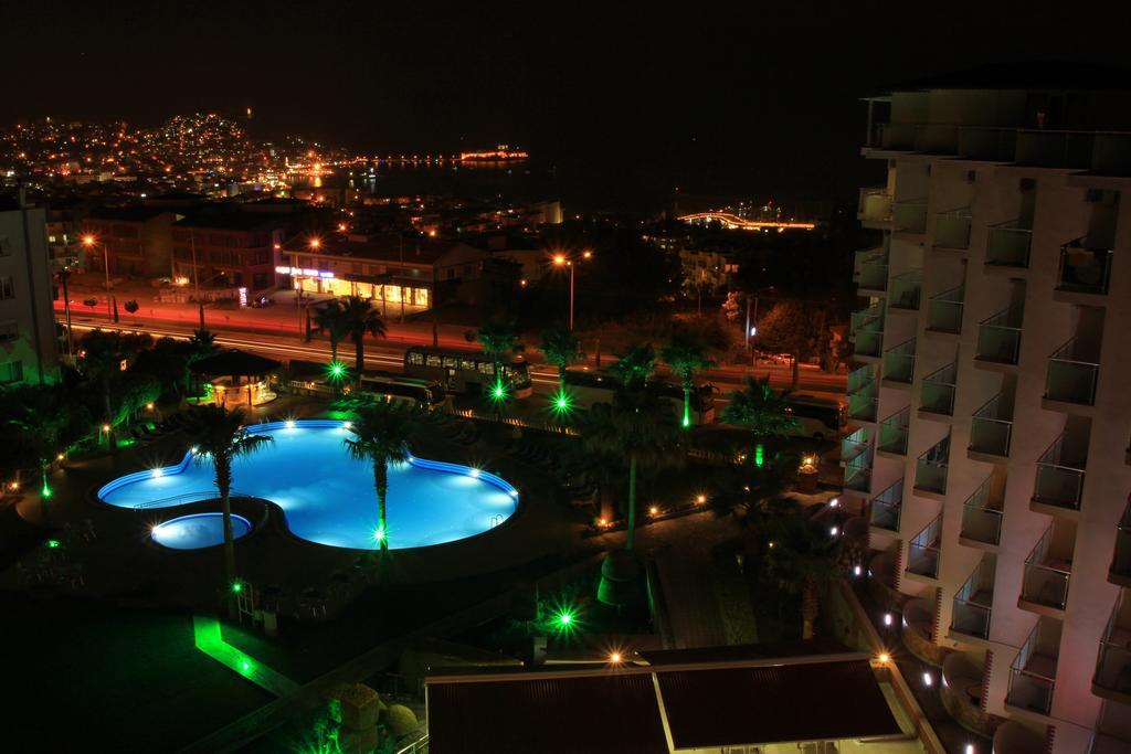 Royal Palace Kusadasi Hotel Εξωτερικό φωτογραφία
