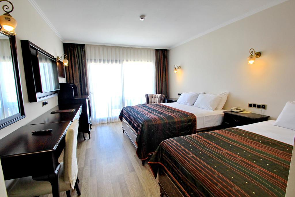 Royal Palace Kusadasi Hotel Δωμάτιο φωτογραφία