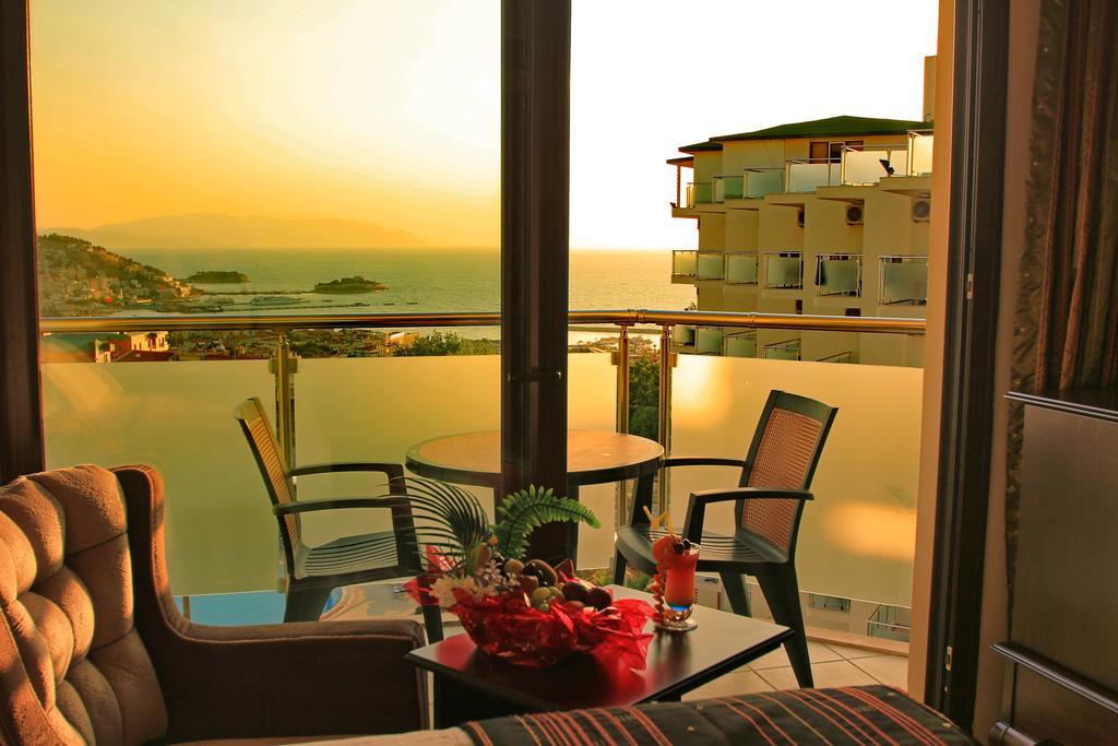 Royal Palace Kusadasi Hotel Δωμάτιο φωτογραφία