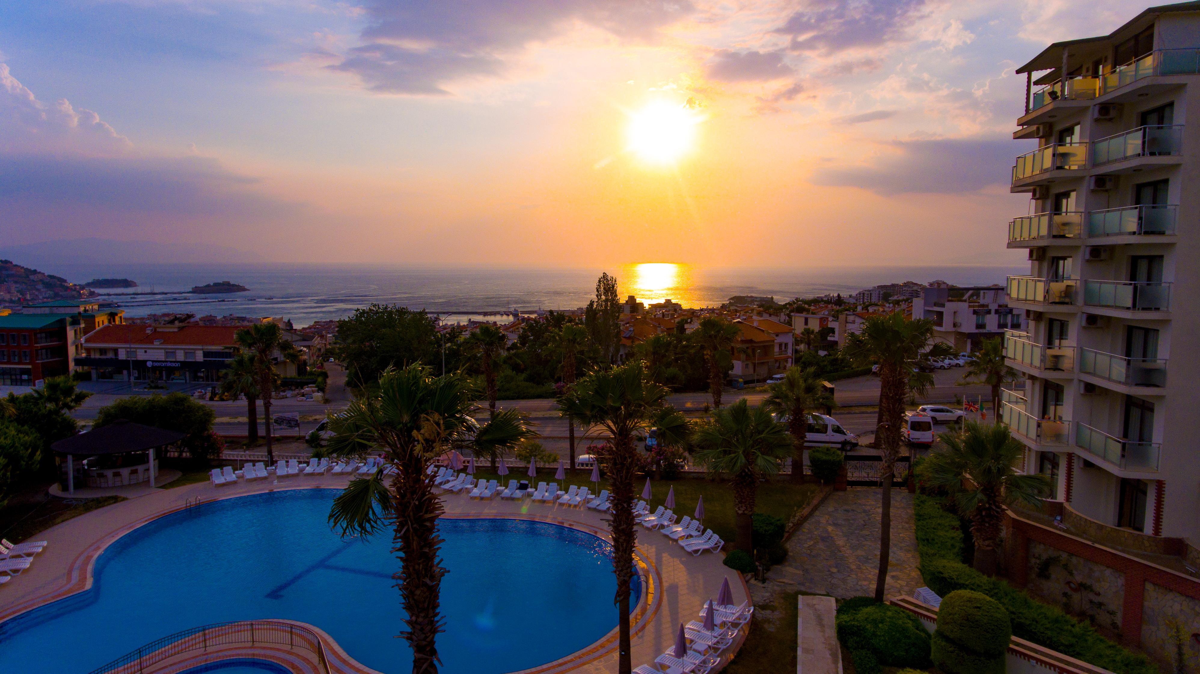 Royal Palace Kusadasi Hotel Εξωτερικό φωτογραφία