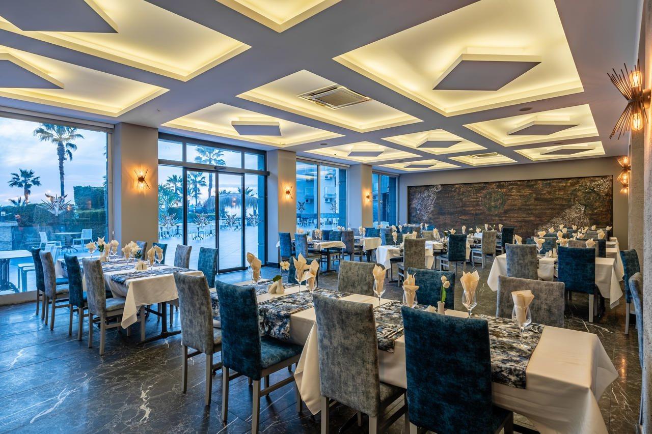 Royal Palace Kusadasi Hotel Εξωτερικό φωτογραφία