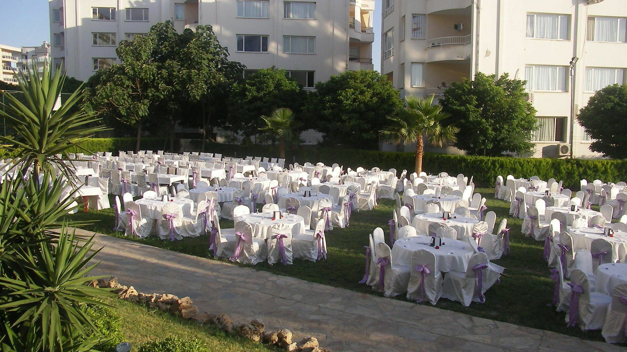 Royal Palace Kusadasi Hotel Εξωτερικό φωτογραφία
